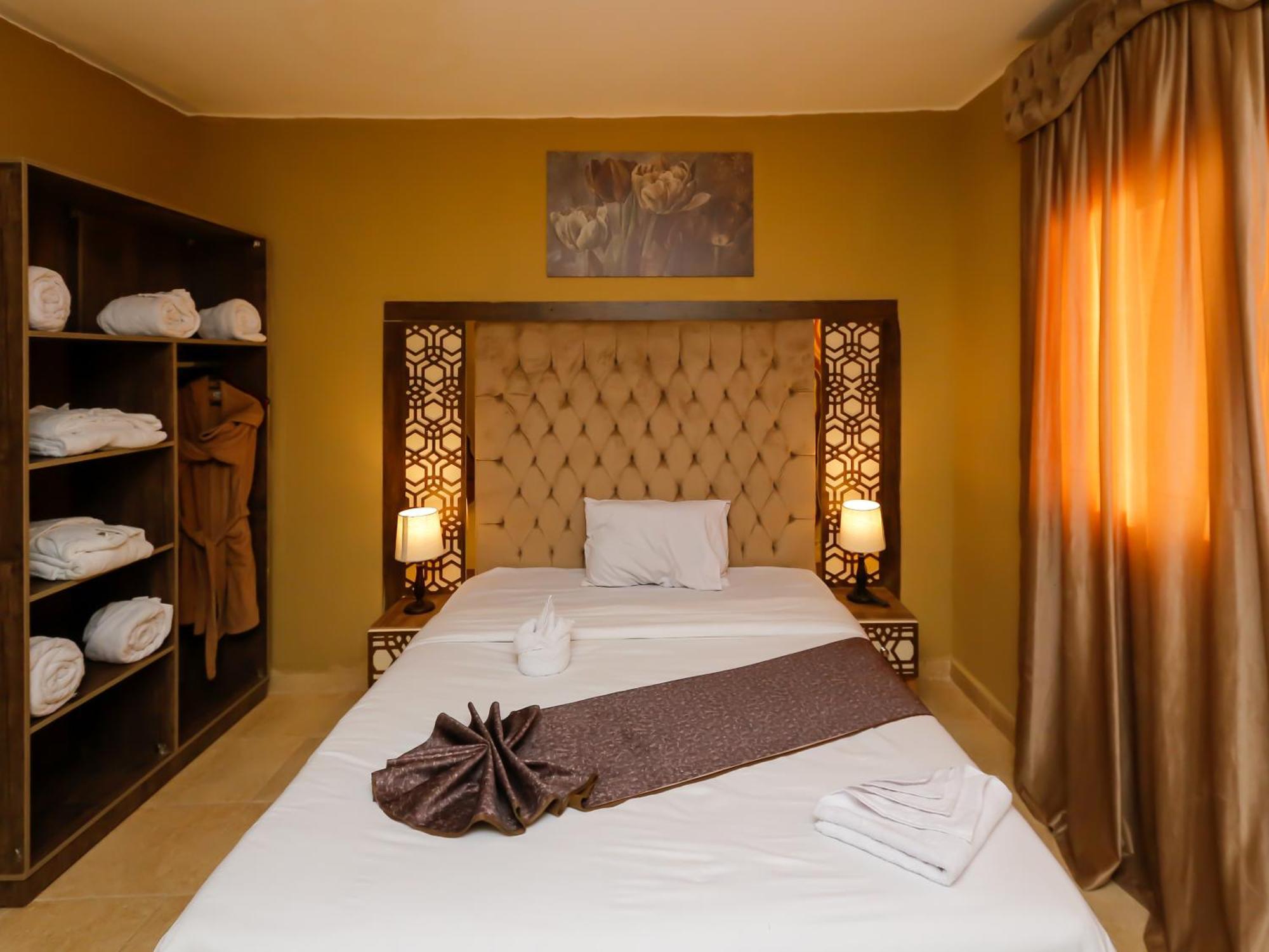 Master Pyramids Hotel Al Kawm al Akhdar Exteriör bild