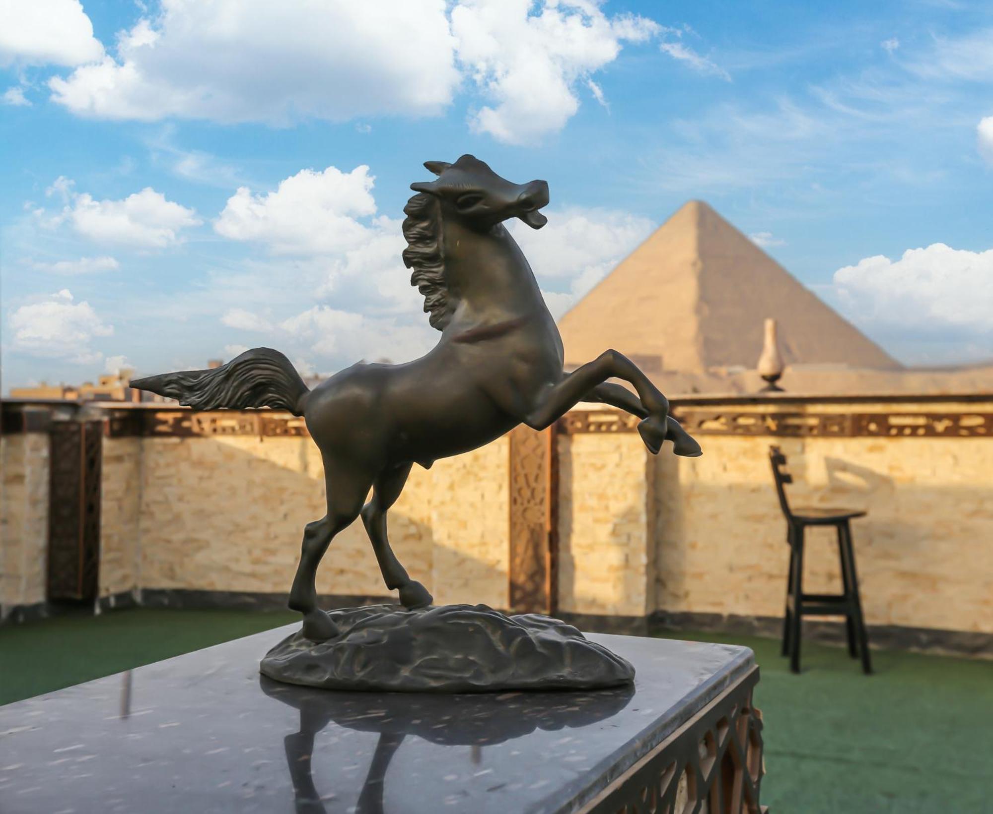 Master Pyramids Hotel Al Kawm al Akhdar Exteriör bild