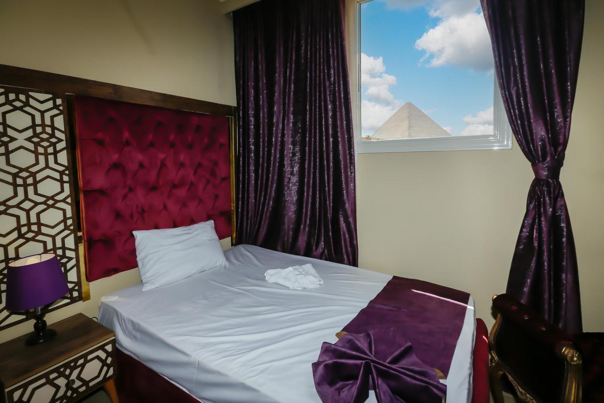 Master Pyramids Hotel Al Kawm al Akhdar Exteriör bild
