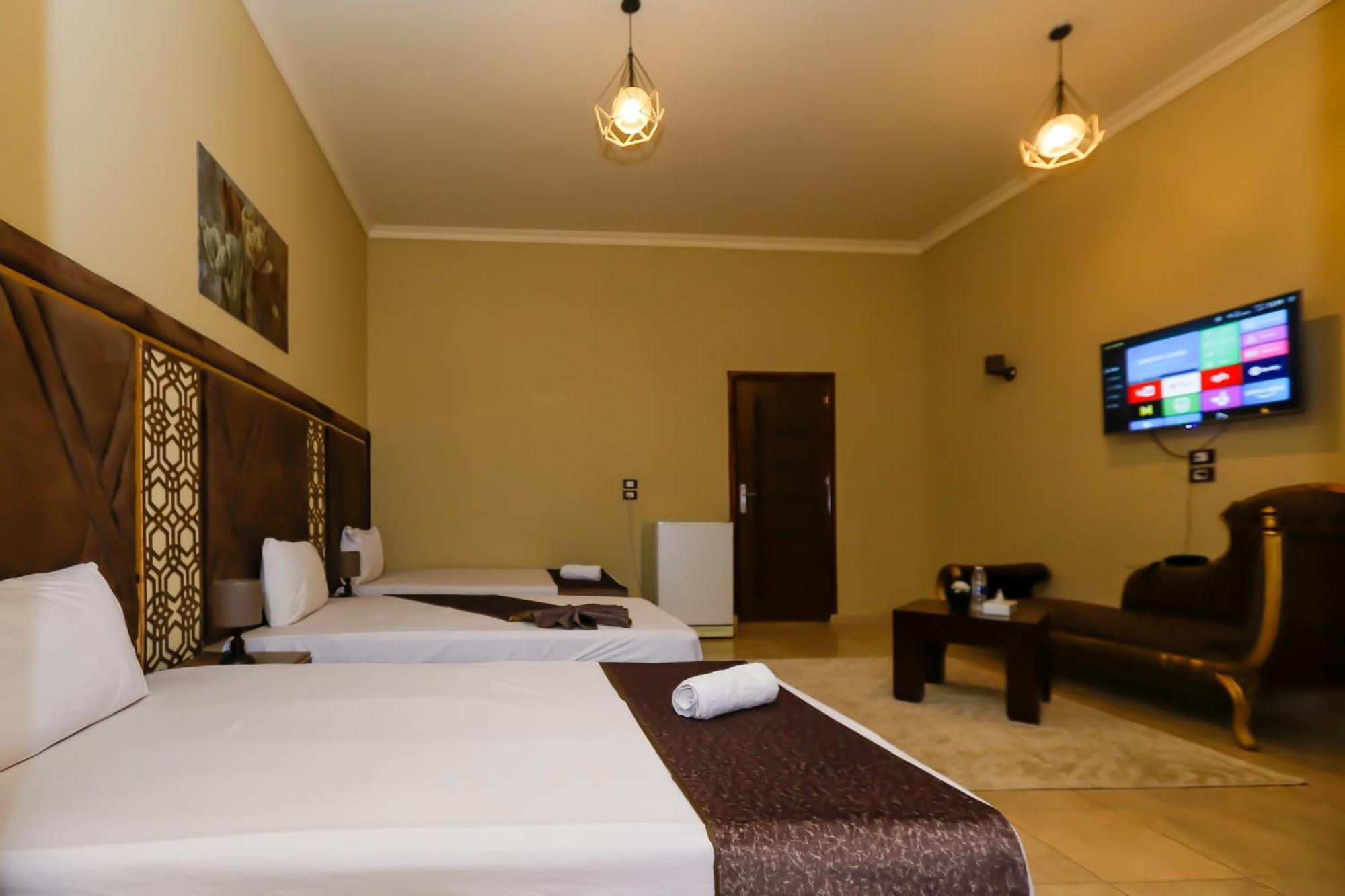 Master Pyramids Hotel Al Kawm al Akhdar Exteriör bild