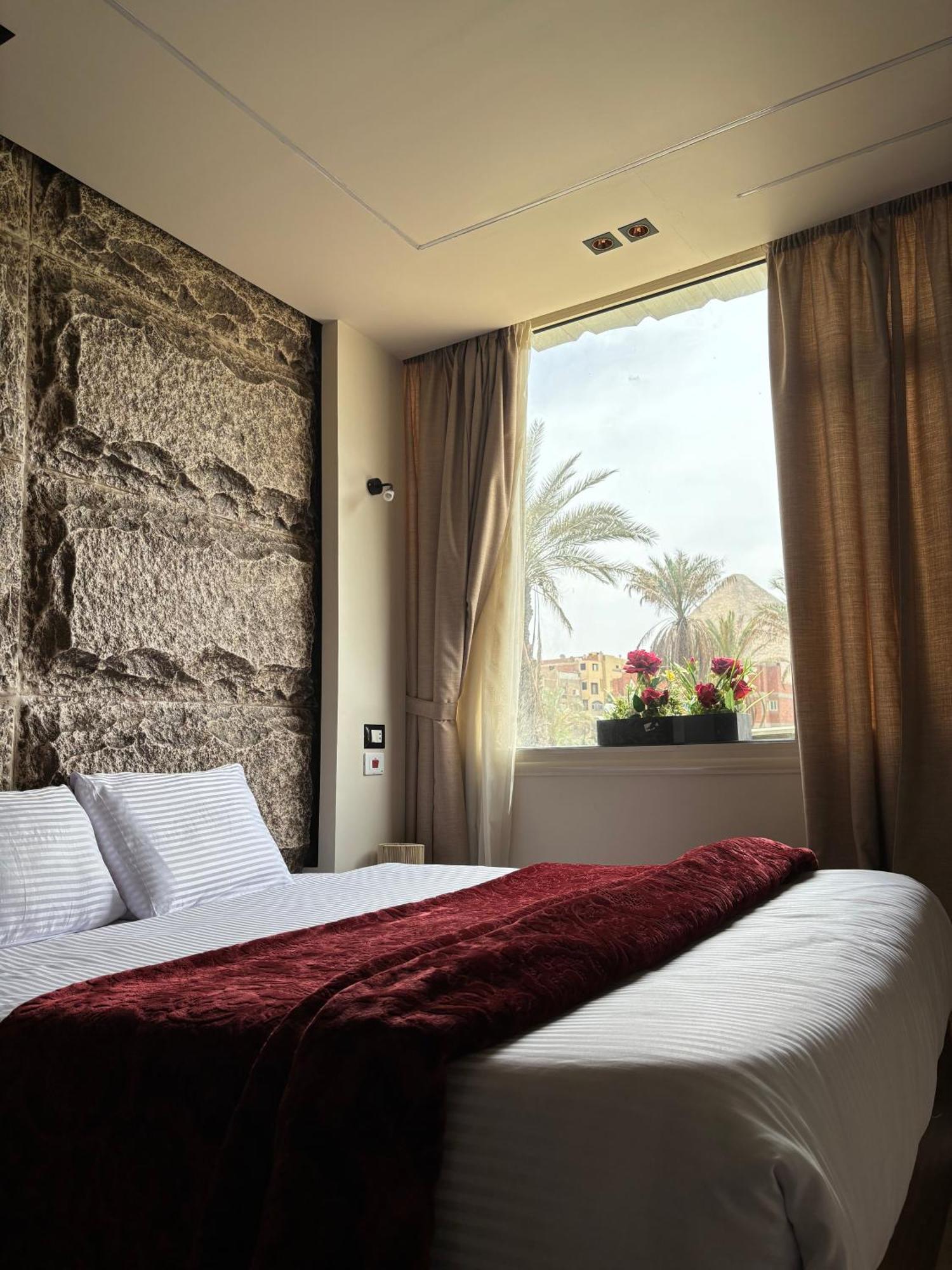 Master Pyramids Hotel Al Kawm al Akhdar Exteriör bild