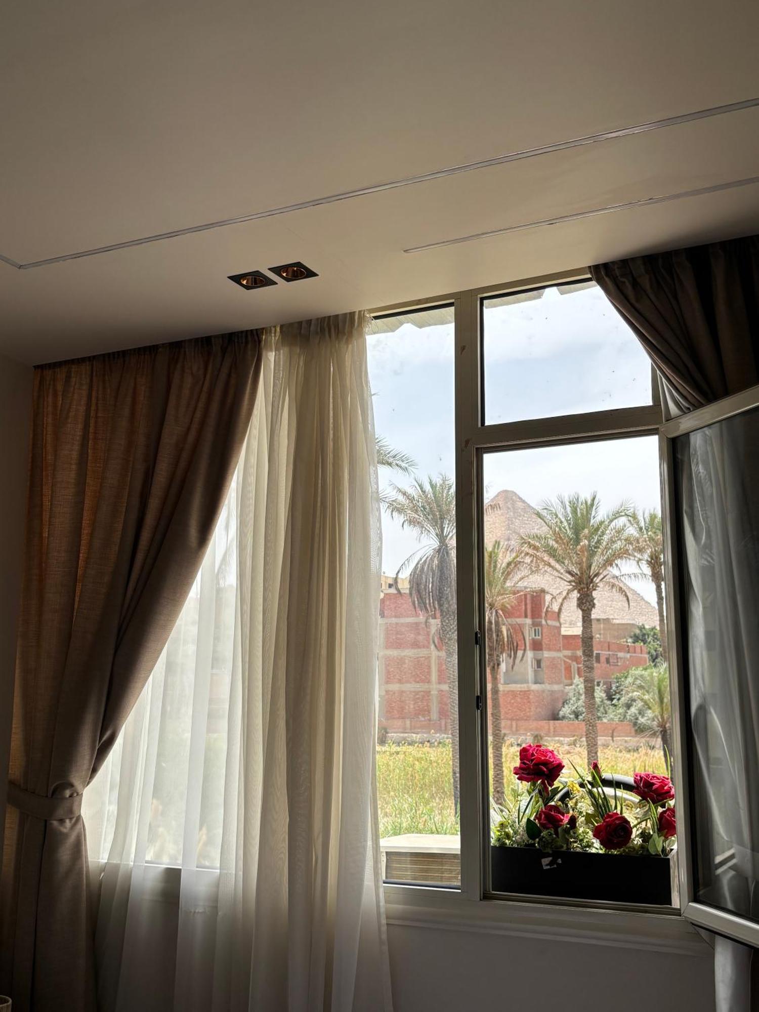 Master Pyramids Hotel Al Kawm al Akhdar Exteriör bild